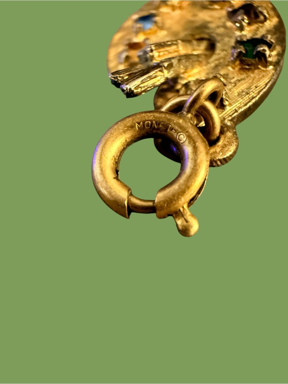 Vintage MONET Artist’s Palette Charm Gold Tone Multicolor Rhinestones 1” - Picture 8 of 15